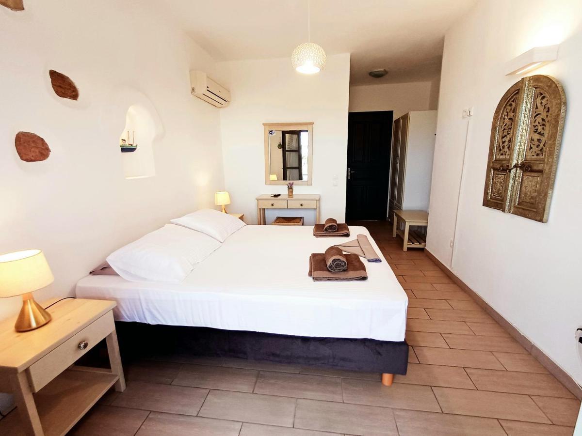 Villa Del Mar Antiparos Exterior photo