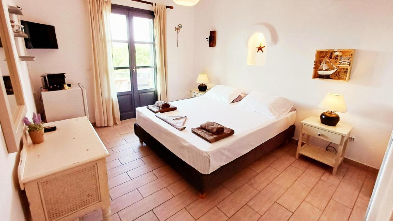 Villa Del Mar Antiparos Exterior photo